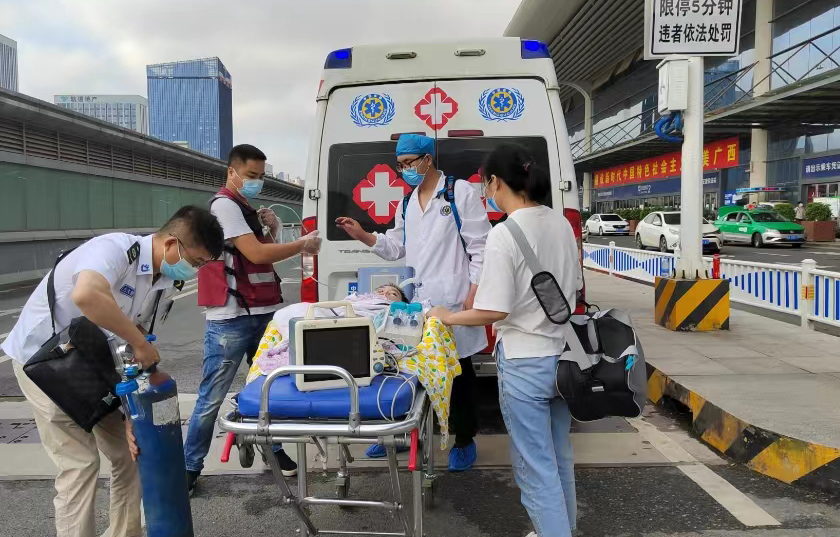 东阳市救护车出租公司